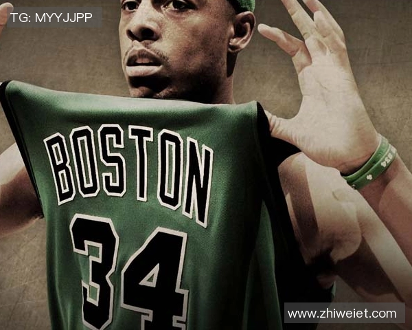 黄晓明地铁照曝光，面部变化引关注，假发套成焦点(黄晓明低调现身地铁)